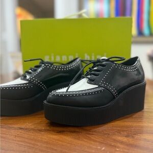 Gianni Bini Black and White Women's Platform Shoes